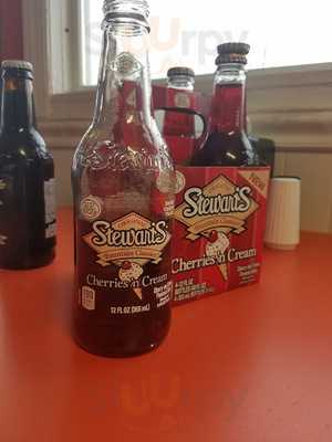 Stewart's Root Beer