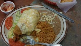 La Mexicana Restaurante 3