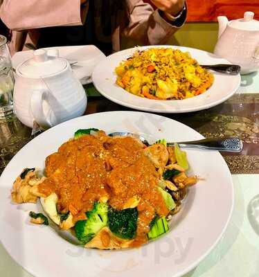 Rum Thai Bistro