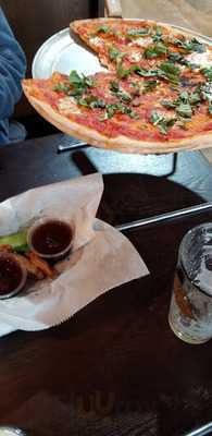 Isabella's Pizza And Wings