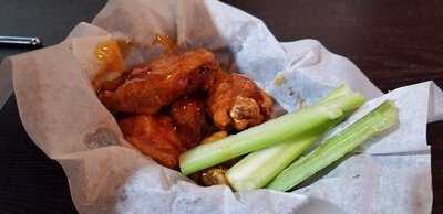 Isabella's Pizza And Wings