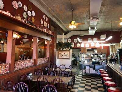 Sam & Ella's Chicken Palace