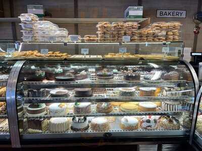 Aromi Di Napoli Bakery - Nutley, Nj