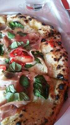 In Forno Pizza Napolitana