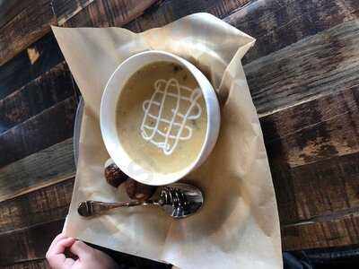 Main & Madison Market Cafe