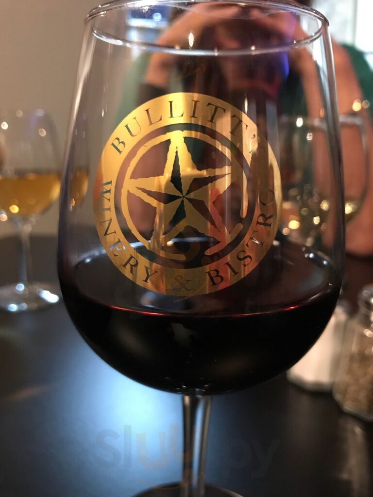 Bullitt's Winery & Bistro