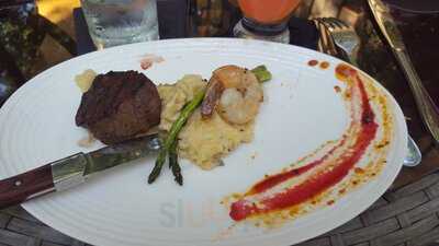 Veranda Bistro & Bar