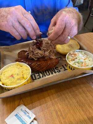 Dickey's Barbecue Pit