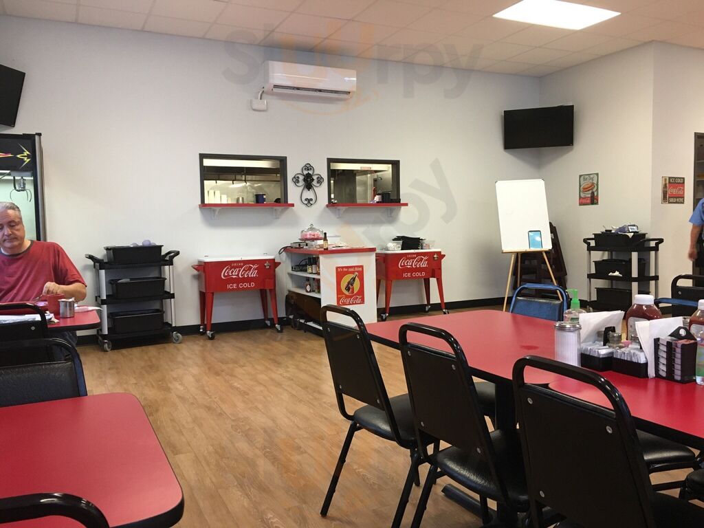 Johnny B's Of Texarkana