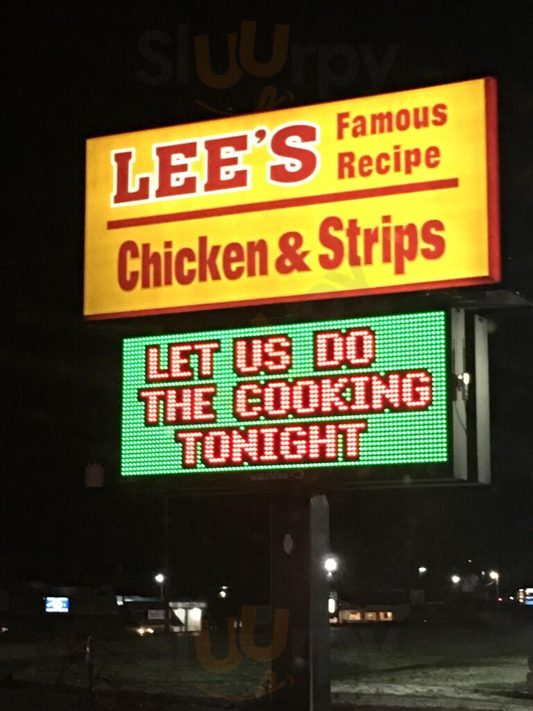 Lee's Famous Recipe Chicken