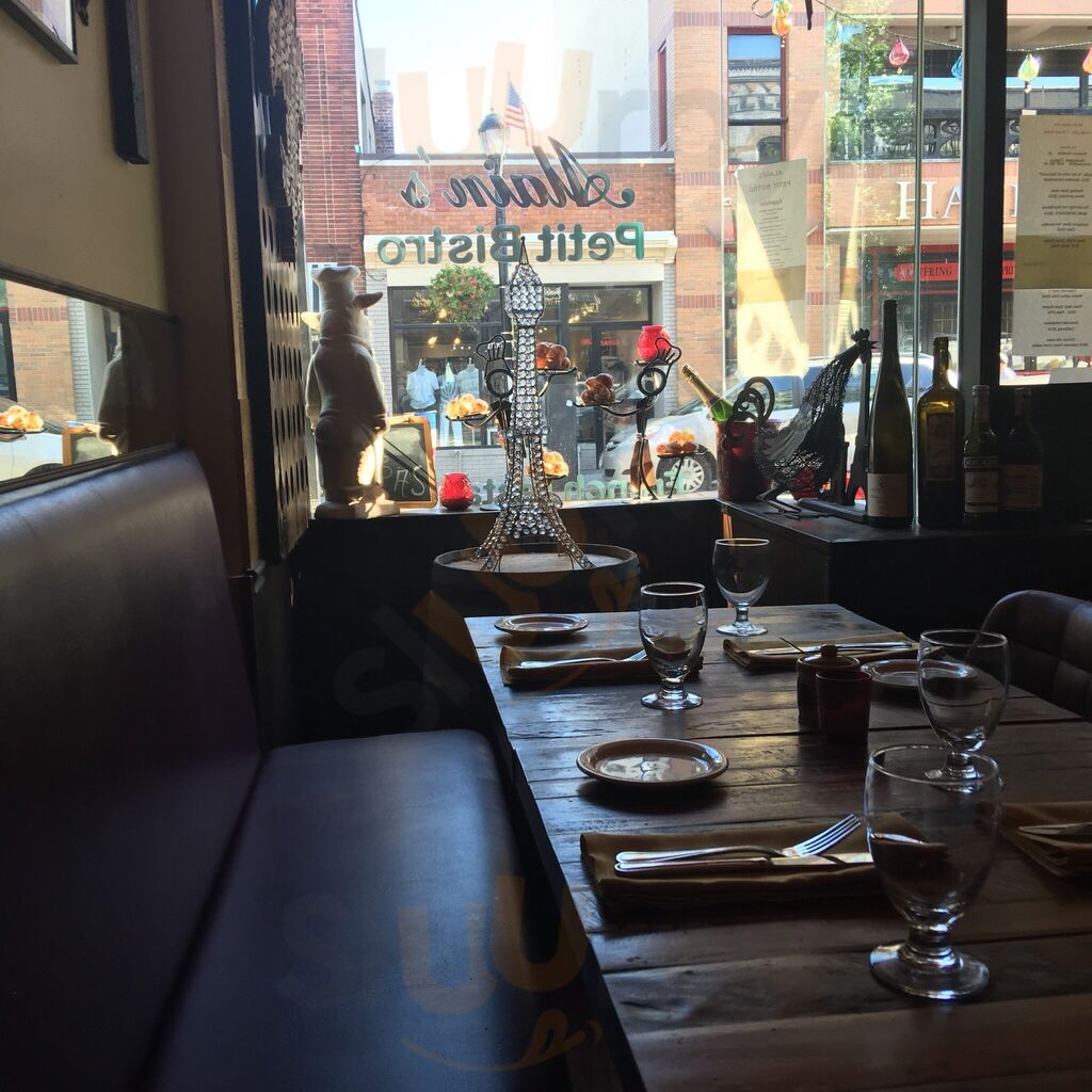 Alains Petit Bistro