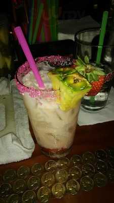 Cal's Shade Western Package & Lounge