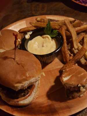 Ironside Viking Tavern & Eatery