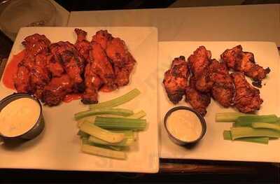 Cee Gees Bar And Grill