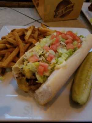 Cee Gees Bar And Grill