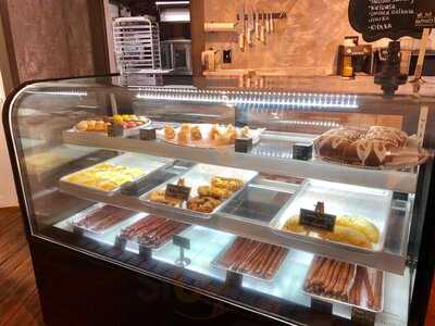 Chez Michel French Market And Bakery