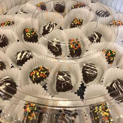 Sweets By Suzanne Marie