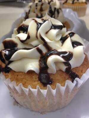 Savory Plum Cafe & Bakery