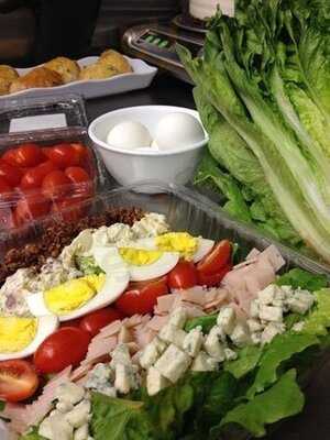 Savory Plum Cafe & Bakery