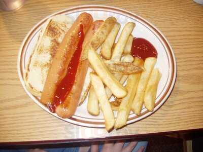 The Saddle Restaurant And Lounge