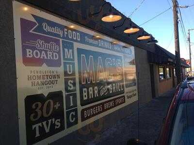 Mac's Bar & Grill