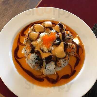 Momiji Sushi & Hibatchi