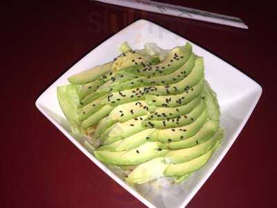 Momiji Sushi & Hibatchi