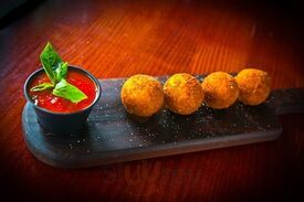 Emma's Brick Oven Pizza And Cafe