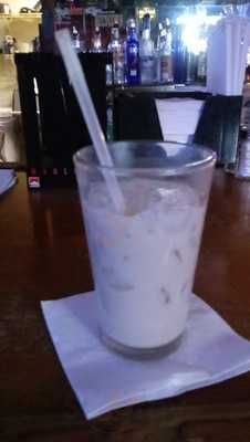 Twin Oaks Bar & Grill