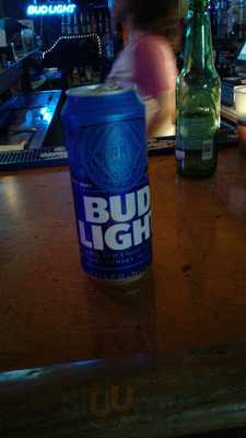 Twin Oaks Bar & Grill