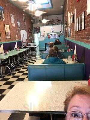 Main Street Diner