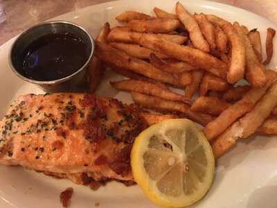 Mavericks Steak & Cocktails