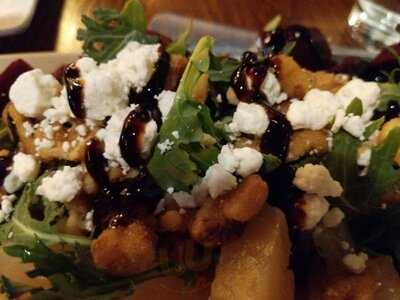 Napolita Pizzeria & Wine Bar