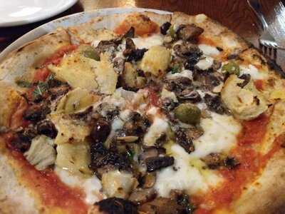 Napolita Pizzeria & Wine Bar