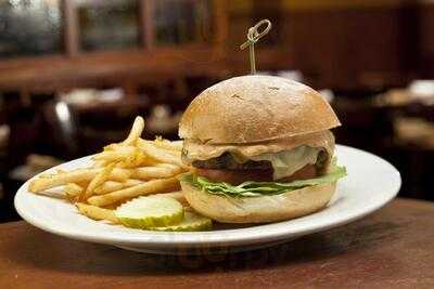 Minervas Restaurant & Bar