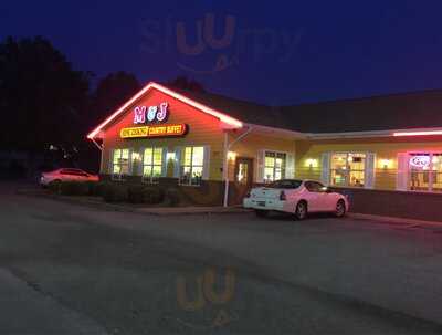 M&j Home Cooking Country Buffet