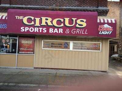 Circus Sports Bar And Grill