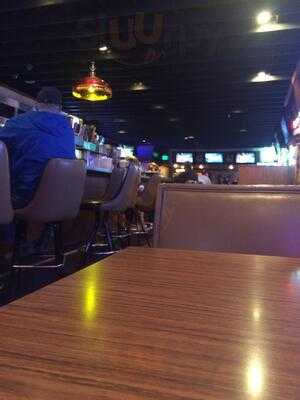 Circus Sports Bar And Grill