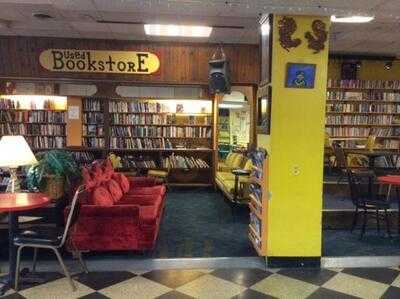 Red Rooster Coffee House