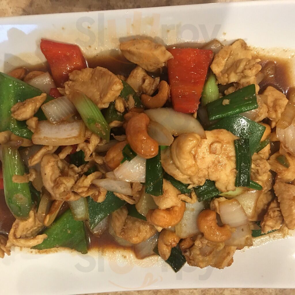Oy's Thai Cuisine