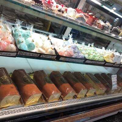 Mozart Cafe And Bakery