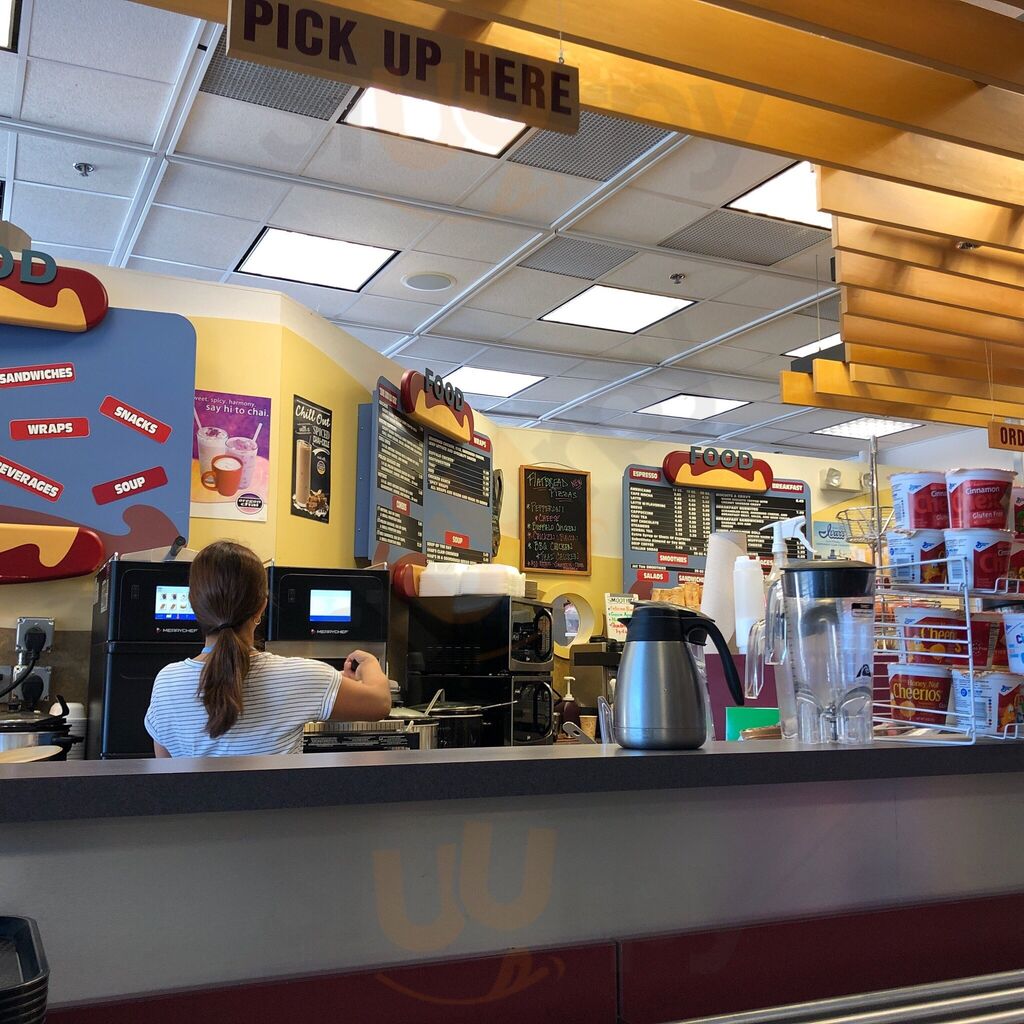 Airport Lounge & Snack Bar