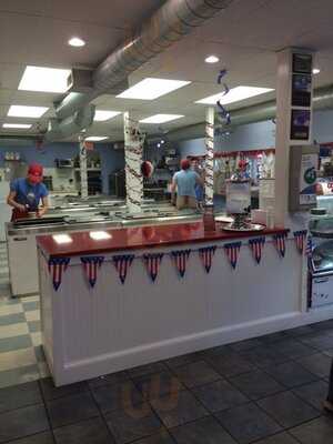 Moo's Place Ice Cream