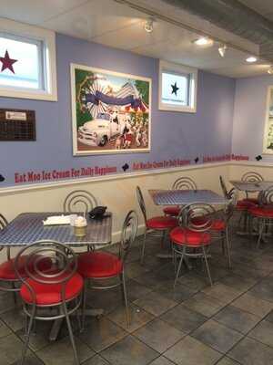 Moo's Place Ice Cream