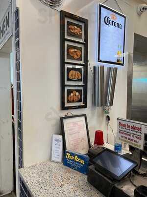 Jolly Roger Seafood House