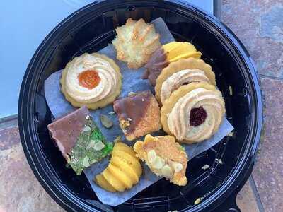 Olsen's Danish Village Bakery