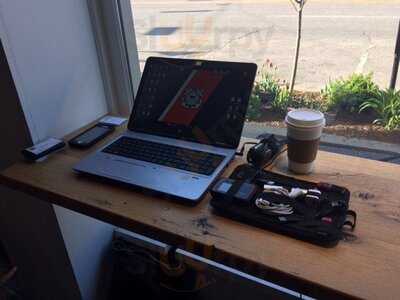 The Red Roaster Coffee And Eatery