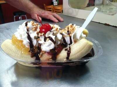 Scoops Ice Cream Shoppe