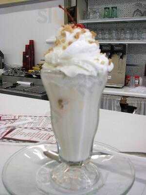 Scoops Ice Cream Shoppe