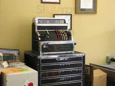 Scoops Ice Cream Shoppe